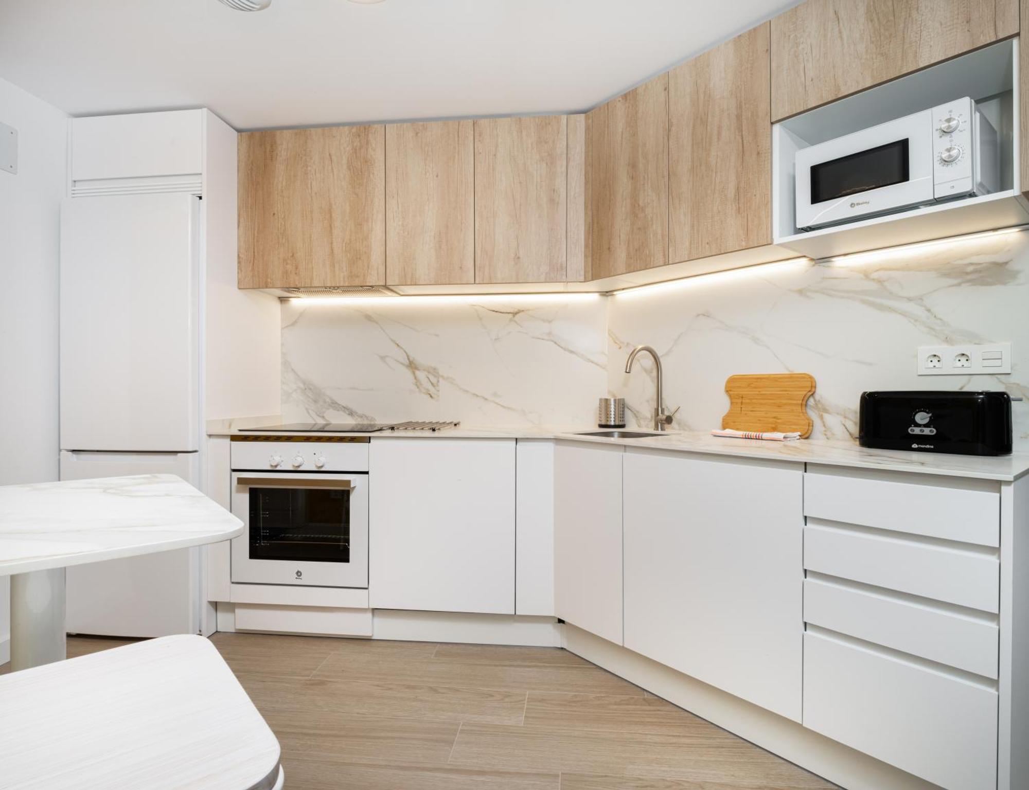 ז'אקה Apartamentos Torre Del Reloj מראה חיצוני תמונה