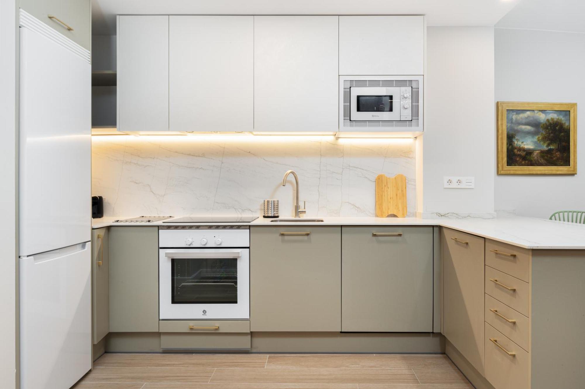 ז'אקה Apartamentos Torre Del Reloj מראה חיצוני תמונה